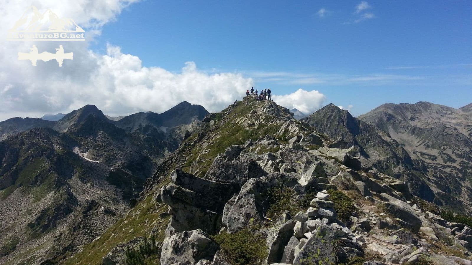 ДИВИЯТ ПИРИН - МЕЖДУ ЕЗЕРАТА И НЕБЕТО